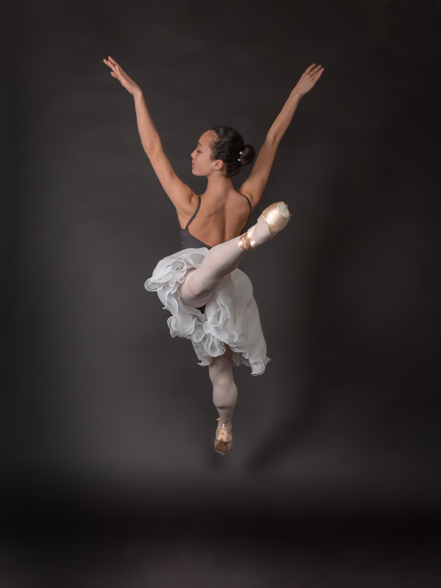 12 (Ballerina)