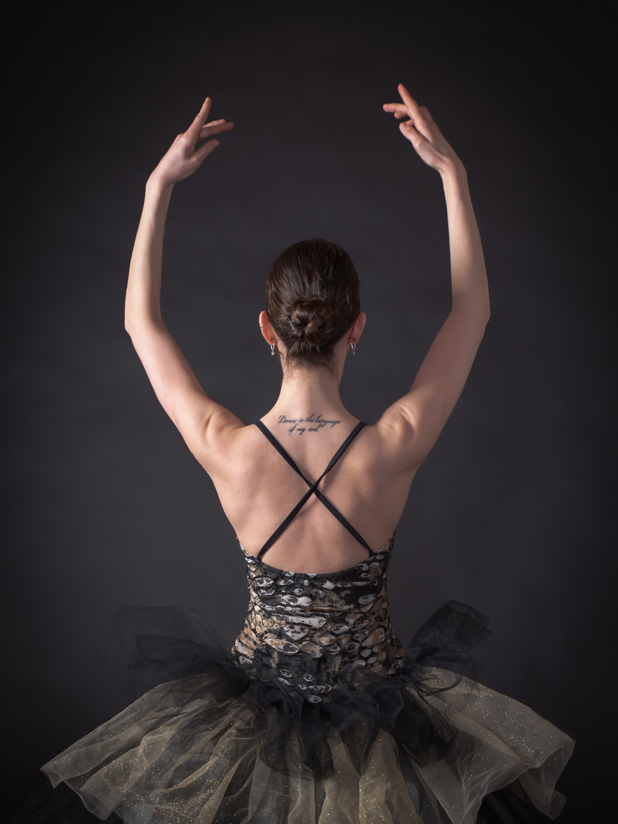5 (Ballerina)